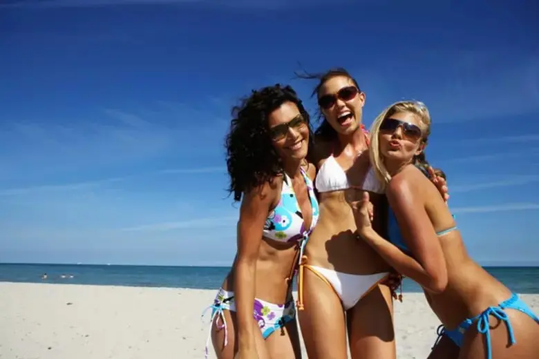 Manufacturing String Bikinis